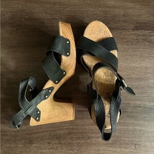 Kork-Ease Black Leather Wooden Heel Sandal